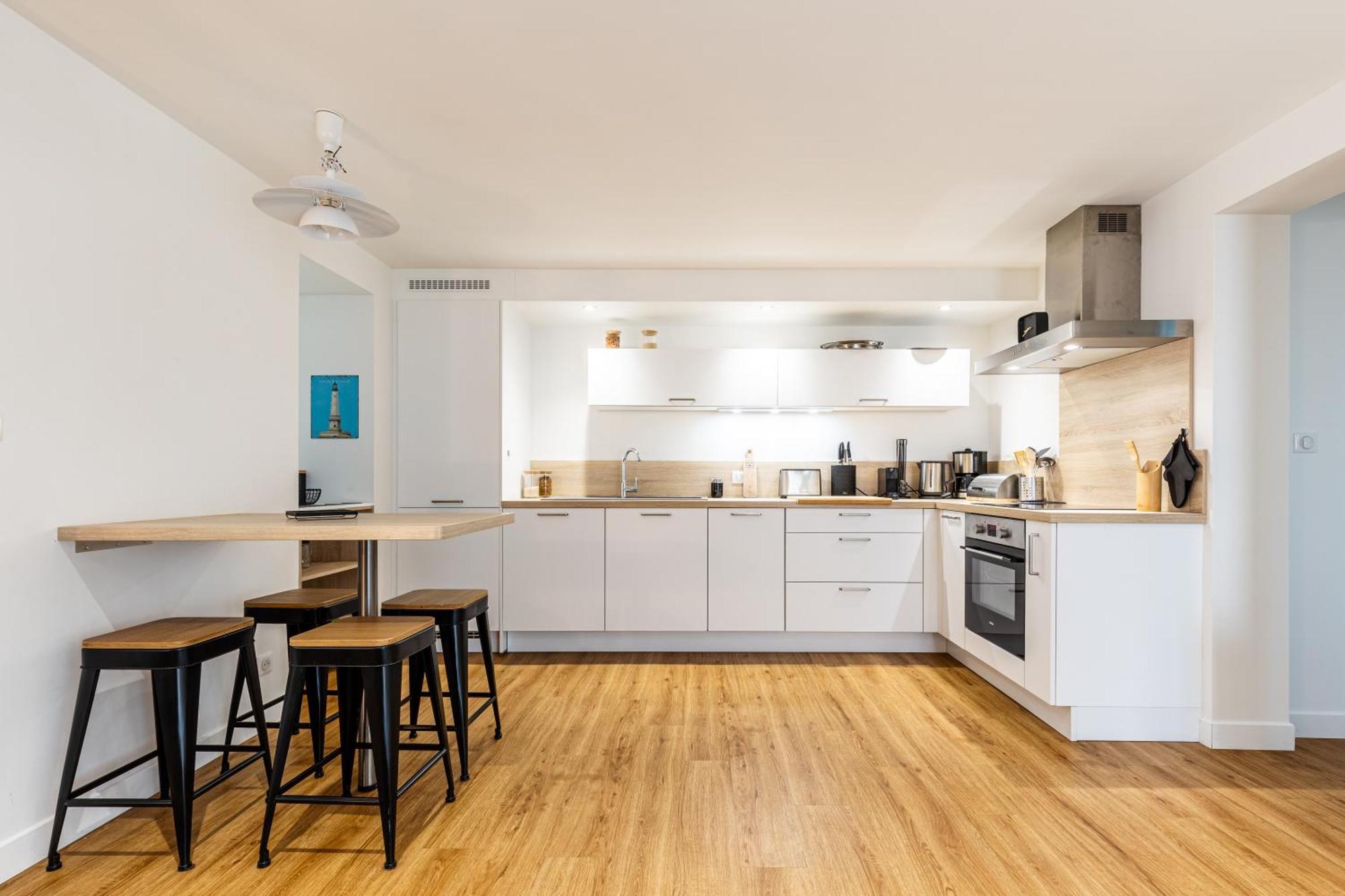 L'auguste - Terrasse, 450m De La Apartment *